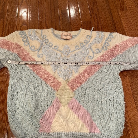 (Jaclyn Smith) Vintage Sweater - Picture 12 of 16